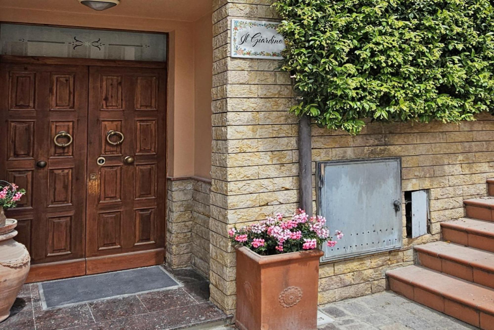 Apartamento Il Giardino Civitanova Marche Exterior foto